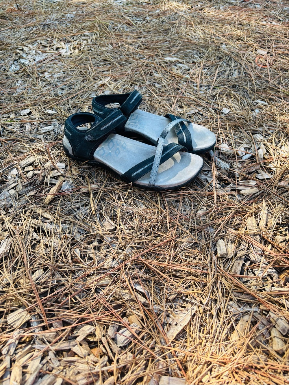 Merrell Terran Cross 11 Cross Black and Silver Strappy Comfort Sandals size 8 - Picture 14 of 14